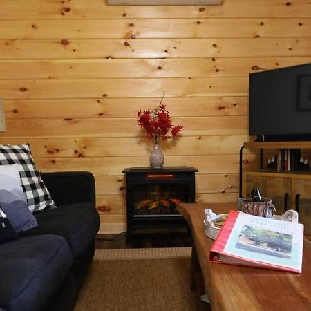 Cabin At The Cove At Watauga Lake Butler Exterior photo