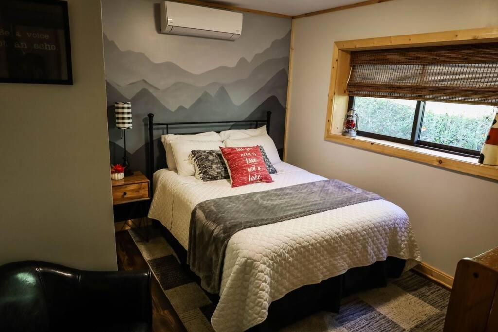 Cabin At The Cove At Watauga Lake Butler Exterior photo